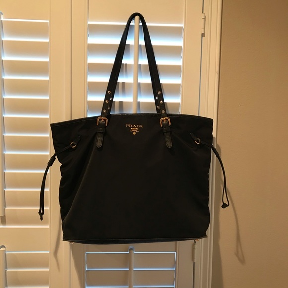prada neverfull bag
